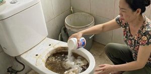 Cách sử dụng bột thông tắc cống hiệu quả tại nhà.